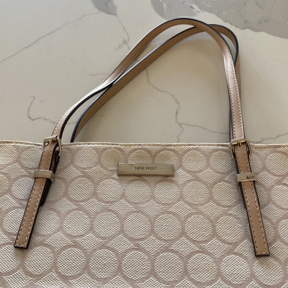 Nine West Tote - Picture 3 of 12